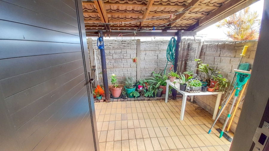 4 Bedroom Property for Sale in Gonubie Eastern Cape